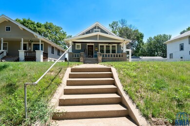 2024 S Maple St, Sioux City, IA 51106 - photo 2