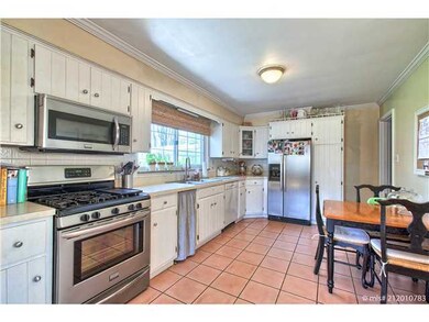 2561 Mount Holyoke Rd, Columbus, OH 43221 - photo 4