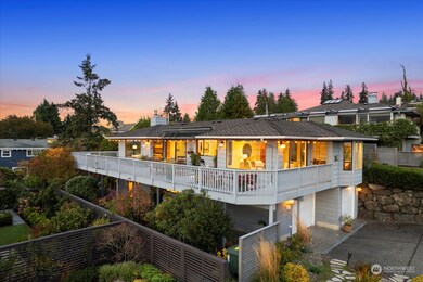 731 Laurel St, Edmonds, WA 98020 - photo 4