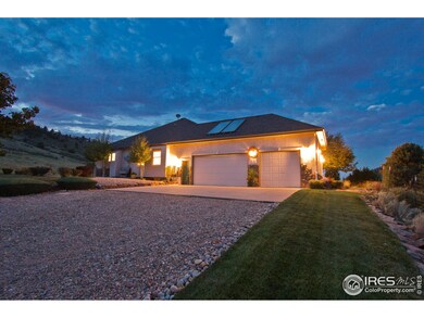 South Facing Oversized 3 car garage