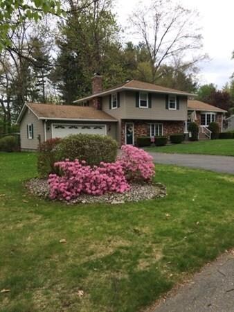 55 Manor Ln, Ludlow, MA 01056 - photo 2