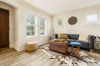 619 Erickson Ave, Columbus, OH 43213 - photo 4