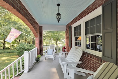 2-web-or-mls-1732-lee-hwy