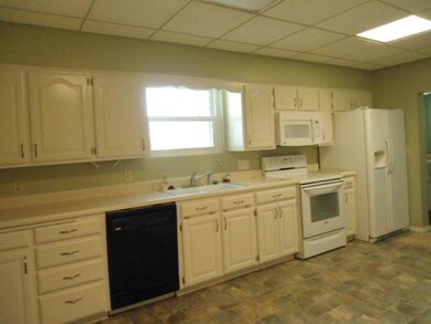 410 n Wall (50)