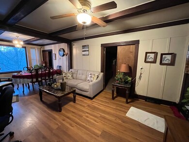 808 W Clayton St, Waukegan, IL 60085 - photo 3