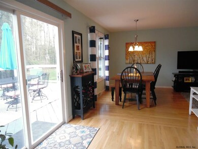 72 Beacon Rd, Glenmont, NY 12077 - photo 7