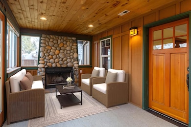 V sunroom 1