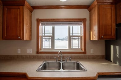 907 N Frontier Trail, Mandan, ND 58554 - photo 7