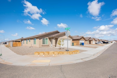 4494 S Buckthorn Dr, Yuma, AZ 85365 - photo 2