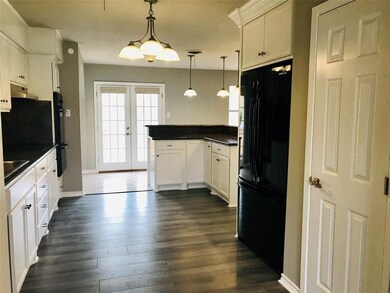 211 Upper Colorado Dr, Bay City, TX 77414 - photo 6