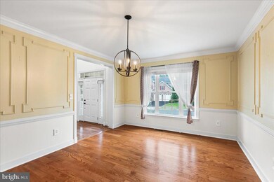 3629 Stonewall Manor Dr, Triangle, VA 22172 - photo 5