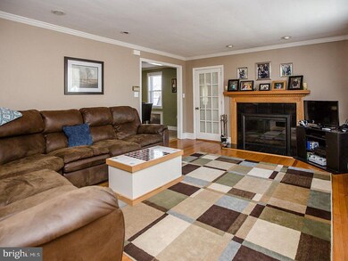 18 E Buckingham Ave, Mount Ephraim, NJ 08059 - photo 3