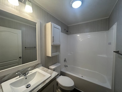 139 Texas unit 139, Belleville, MI 48111 - photo 6