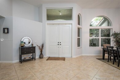1044 Woodfall Ct, Weston, FL 33326 - photo 4