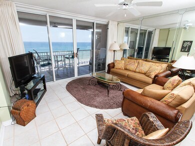 IP707_BS Condo_2012_06_28__018