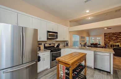 11002 Winspring Dr, Tomball, TX 77377 - photo 4