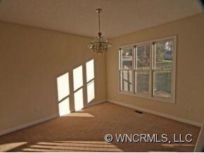 91 Forest Lake Dr, Asheville, NC 28803 - photo 3