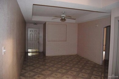 2205 Kimberly Ln unit C, Edinburg, TX 78541 - photo 2