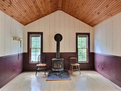 987 Dunbar Hill Rd, Grantham, NH 03753 - photo 7