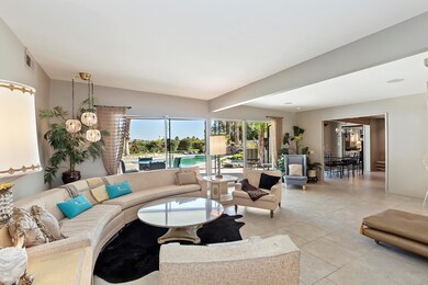 008_Living Room