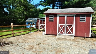 518 Cockeys Mill Rd, Reisterstown, MD 21136 - photo 4