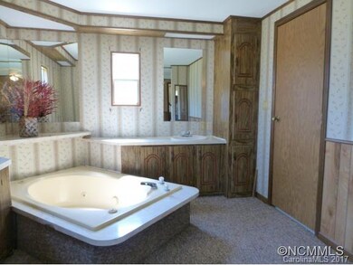 19 Indian Hill Dr unit 6, Leicester, NC 28748 - photo 7