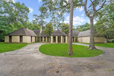 1 Radney Cir, Houston, TX 77024 - photo 5