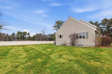 22 Eastmeadow Way, Manchester, NH 03109 - photo 3