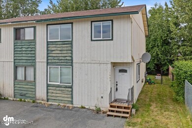01-Exterior Front 20210701-DW-2194