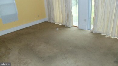 2920 Delaware Ave, Halethorpe, MD 21227 - photo 6