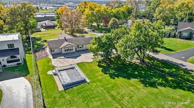 10321 5th Avenue Cutoff, Countryside, IL 60525 - photo 2