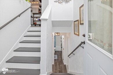02-Front Entry_DMD_8698