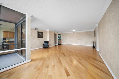 Oxford Condominium unit 1602, Houston, TX 77056 - photo 7