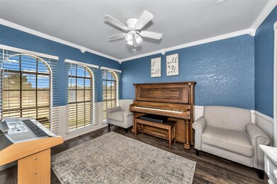 704 Springhill Dr, Hurst, TX 76054 - photo 3