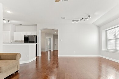 2012 Creekdale Dr, Denton, TX 76210 - photo 6