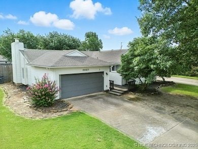 3027 S Joplin Ave, Tulsa, OK 74114 - photo 2