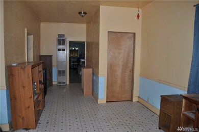 2528 19th St, Everett, WA 98201 - photo 3