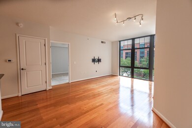Clarendon 1021 unit 317, Arlington, VA 22201 - photo 5