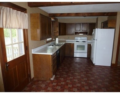 285 Morgan St, South Hadley, MA 01075 - photo 6