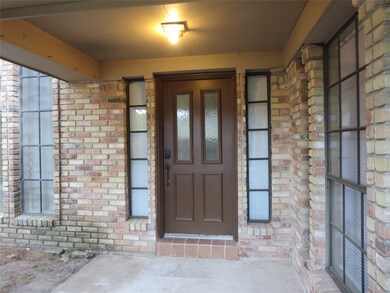 15715 Gilbertyn Dr, Tomball, TX 77377 - photo 3