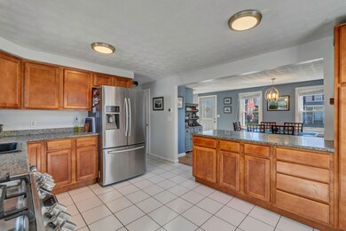 32 Hall St, South Portland, ME 04106 - photo 5