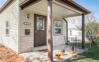 1511 Chartres St, New Albany, IN 47150 - photo 2