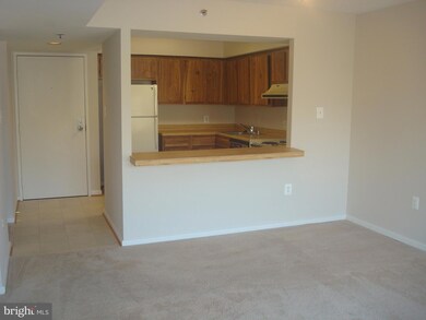 The Pines of Leisure World unit 314, Silver Spring, MD 20906 - photo 2