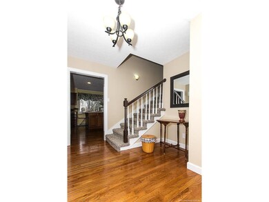 2014 Beckin Dr, Floyds Knobs, IN 47119 - photo 5