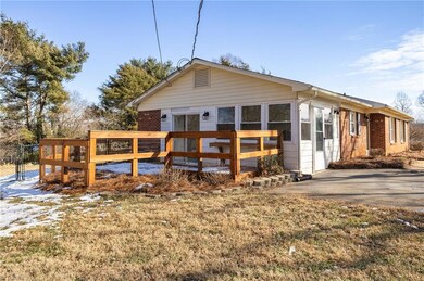 101 Kingstree Rd, King, NC 27021 - photo 5