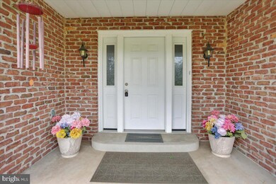 354 Allendale Rd, Shoemakersville, PA 19555 - photo 4