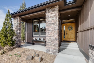 60983 Geary Dr, Bend, OR 97702 - photo 4