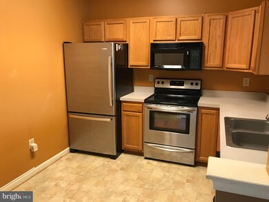 311 3 Sirens Ct, Odenton, MD 21113 - photo 2