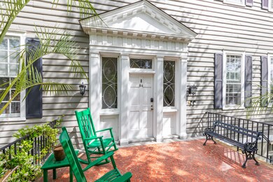 84 Bull St-5