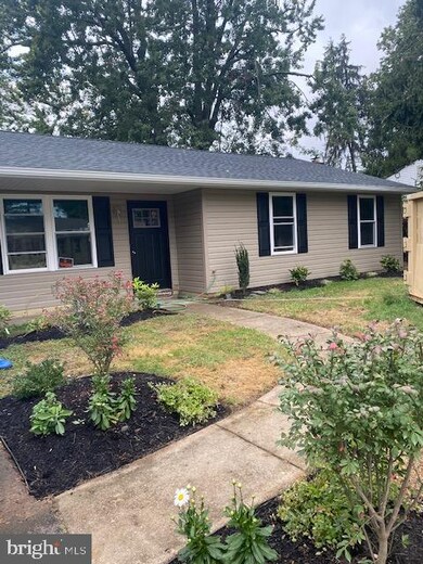 918 Rozel Ave, Southampton, PA 18966 - photo 3